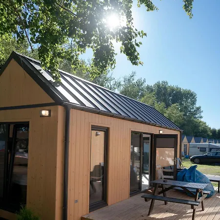 Pod Cyprysami - Surf & Family *