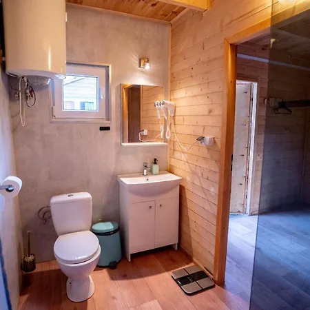 Lodge Pod Cyprysami - Surf & Family *