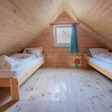 Pod Cyprysami - Surf & Family *