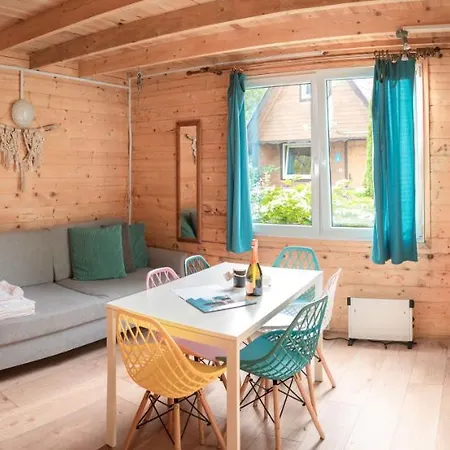 Lodge Pod Cyprysami - Surf & Family Jastarnia