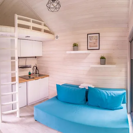 Pod Cyprysami - Surf & Family Chata *