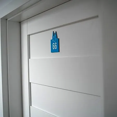 Umili Pod Cyprysami - Surf & Family Lodge *