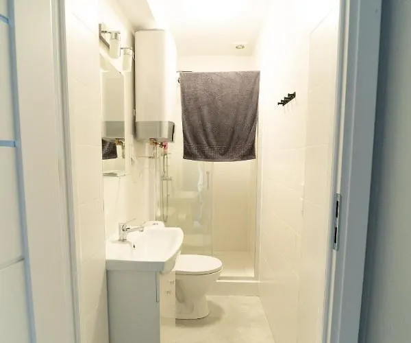 Pod Cyprysami - Surf & Family Orman Evi *